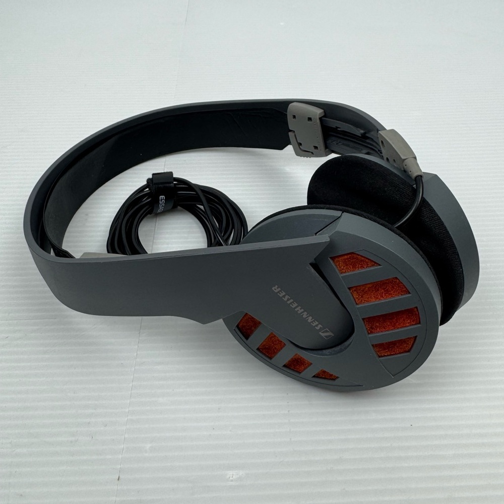 Sennheiser HD320 Expression Line Vintage Stereo Headphones Working/Tested